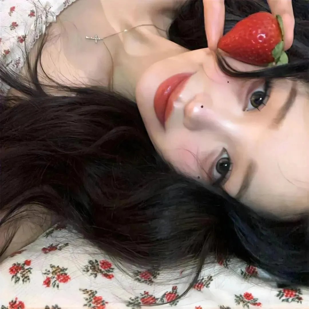 蜜桃女孩 封面